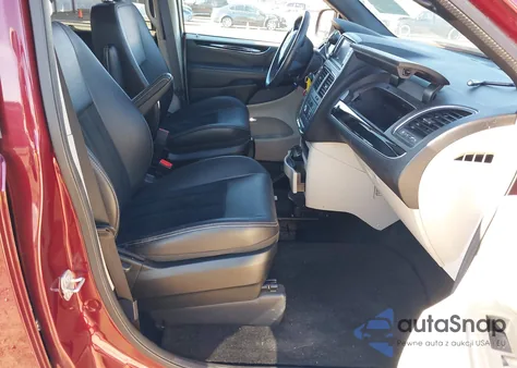 2018 Dodge Grand Caravan Sxt from USA, damaged, VIN 2C7WDGCGXJR218778